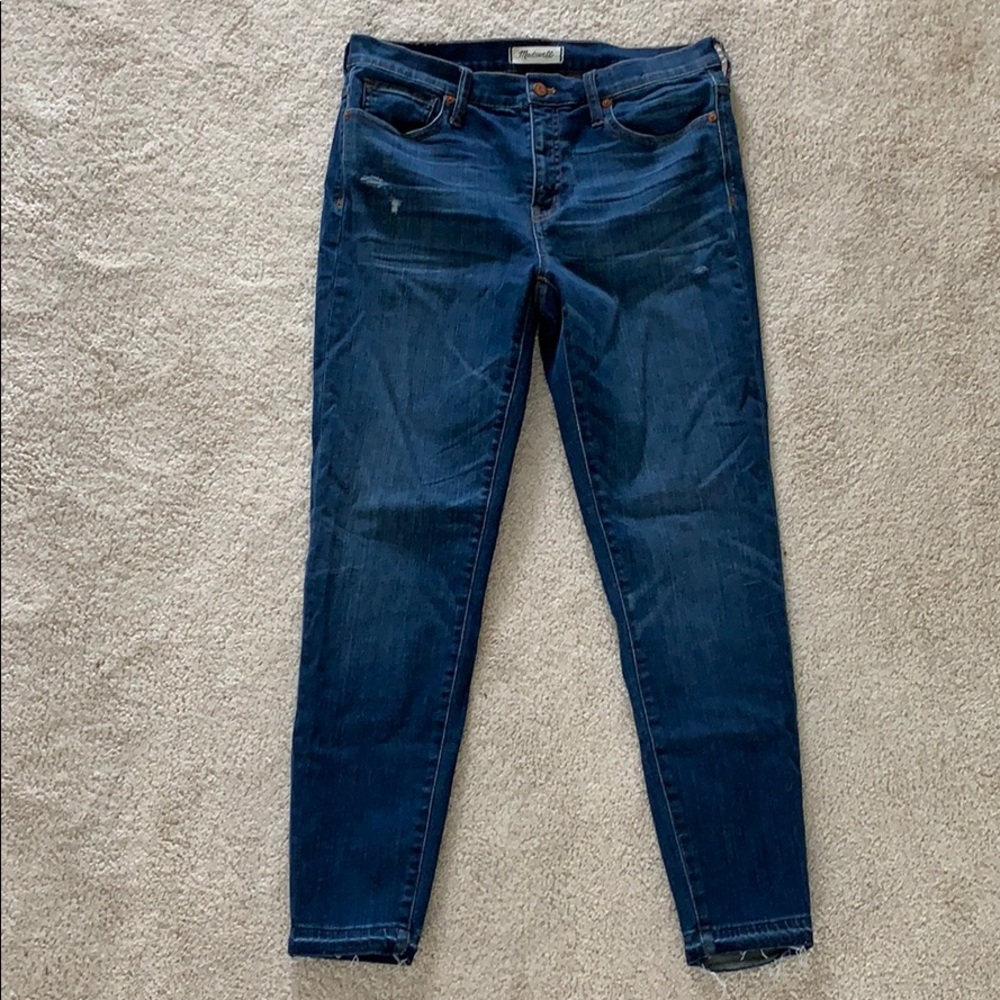 Made well high rise jeans! Dark wash!
